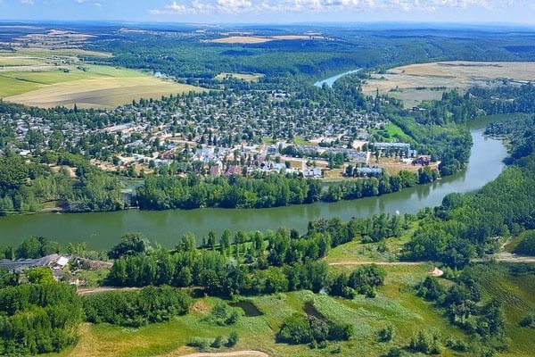 Scenic Flight over the Grand River & Elora Mills from Burlington